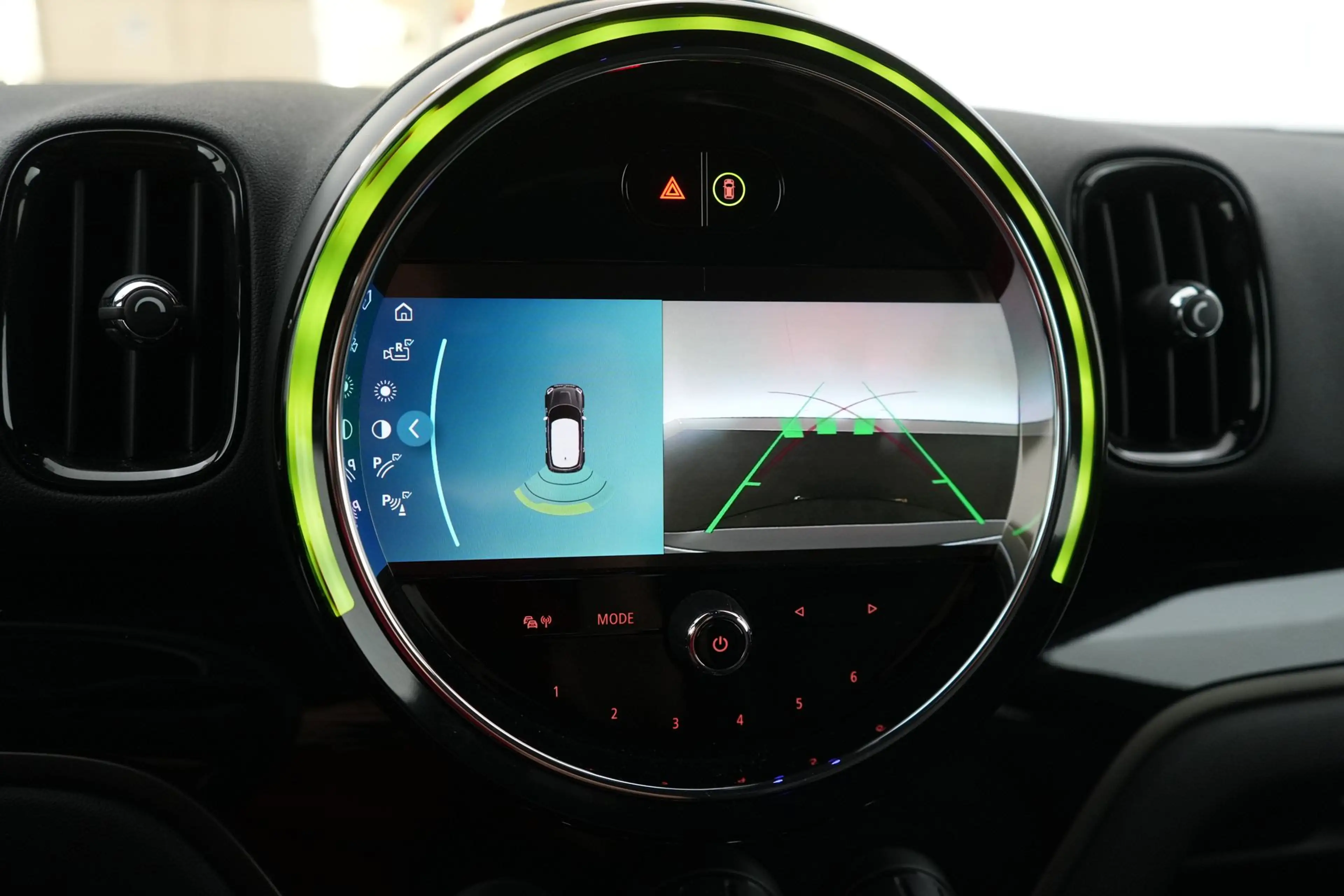 MINI Cooper S Countryman 1.5 PHEV ALL4 Classic LEDER/CUIR LED GPS PDC CAM V — photo 31