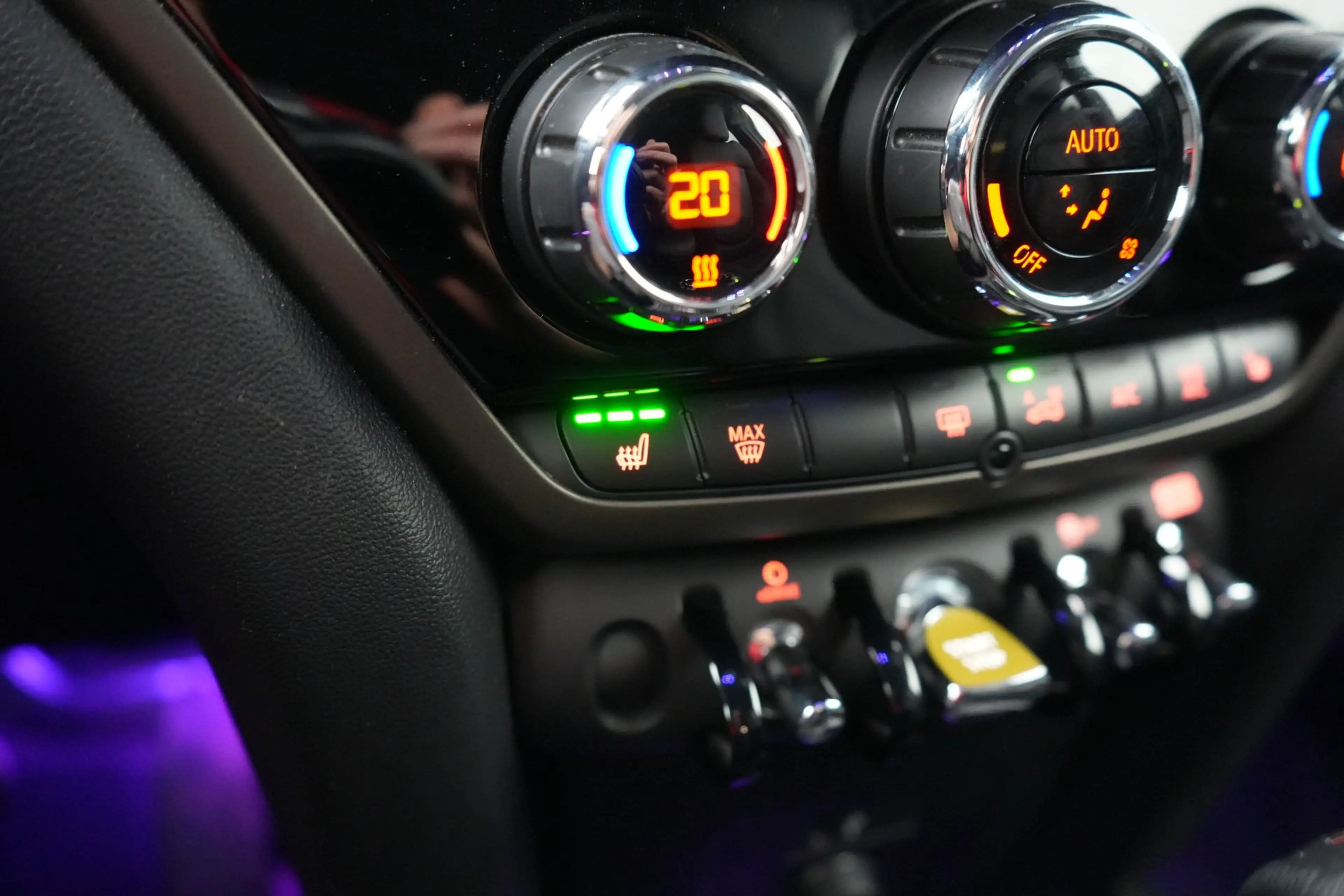 MINI Cooper S Countryman 1.5 PHEV ALL4 Classic LEDER/CUIR LED GPS PDC CAM V — photo 26