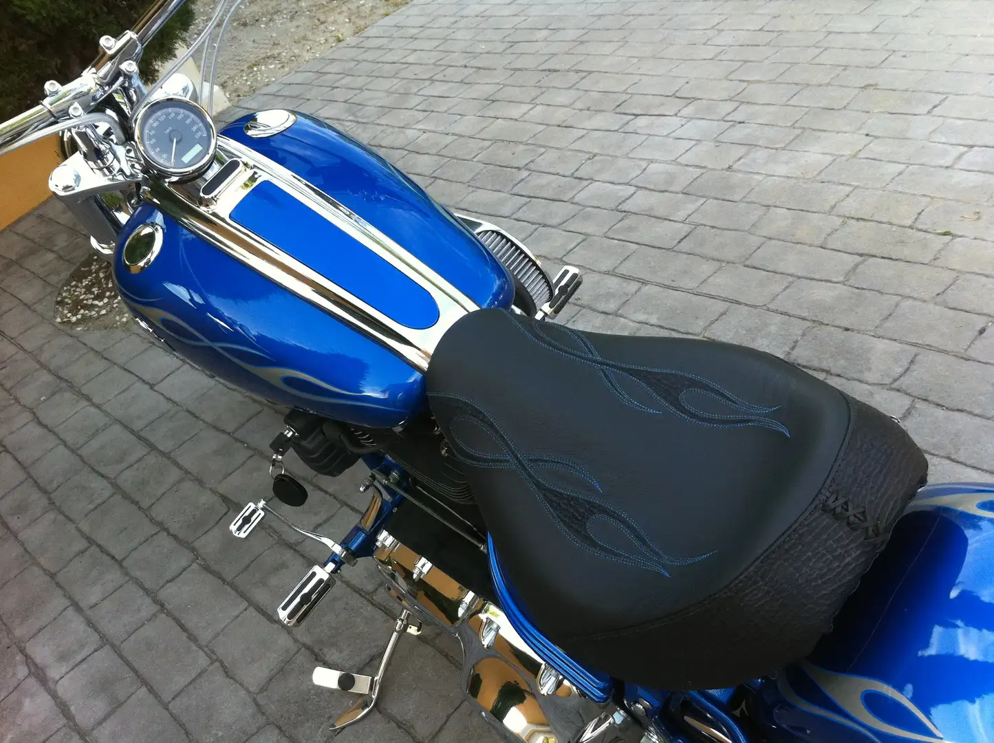 Harley-Davidson Rocker C Rocker C FXCWC Vollausstattung und wie Neu Albastru - 2