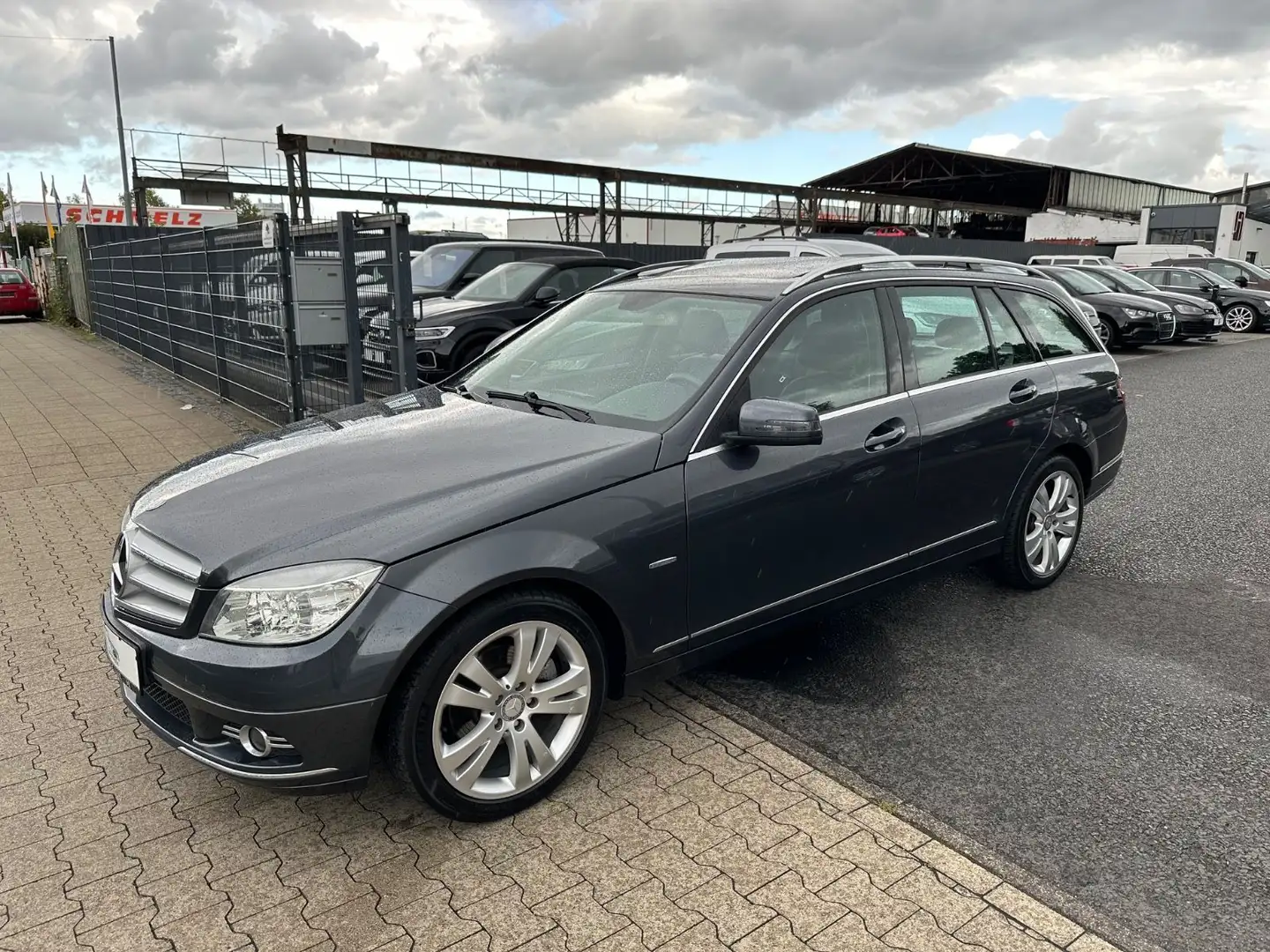 Mercedes-Benz C 180 T CGI BlueEfficiency Avantgarde AHK/ PDC Gris - 1