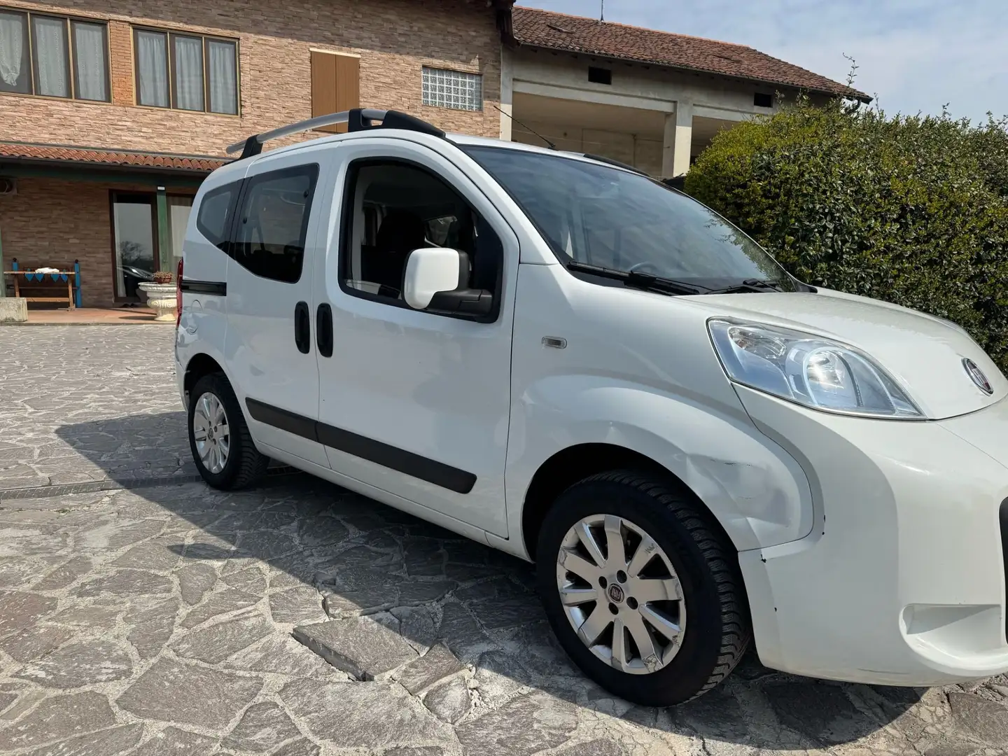 Fiat Qubo 1.4 8V 77 CV METANO Dynamic Natural Power Bianco - 2