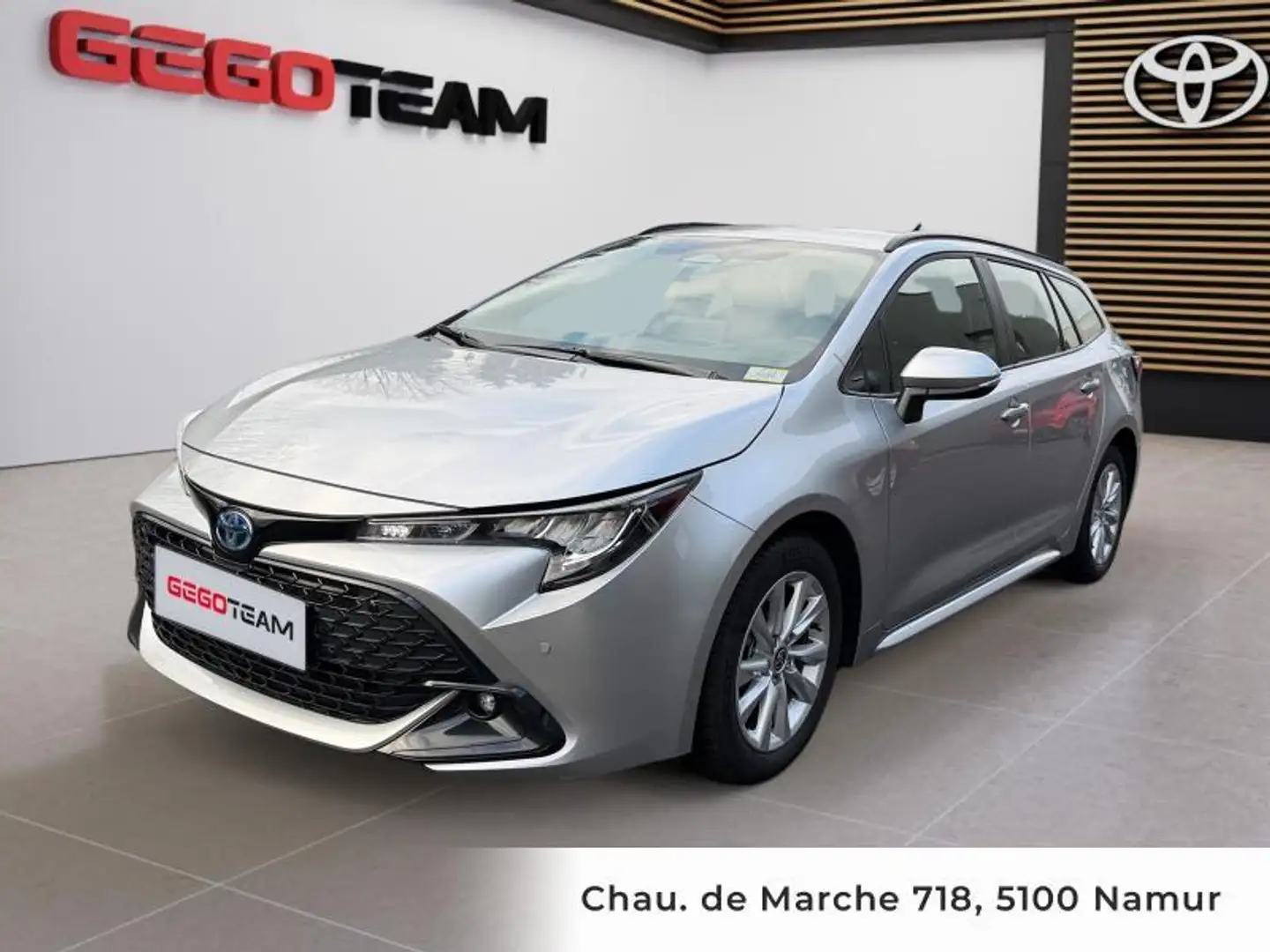 Toyota Corolla Dynamic Gris - 1