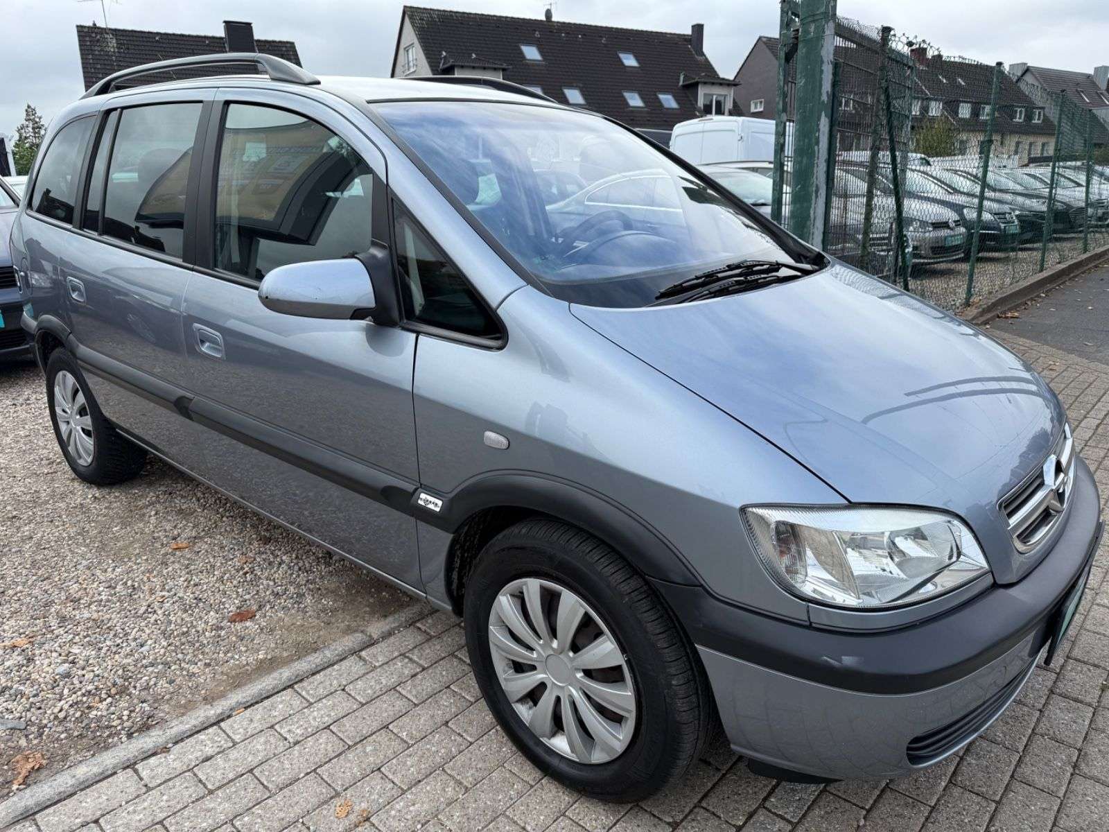 Second hand Opel Zafira 1.8