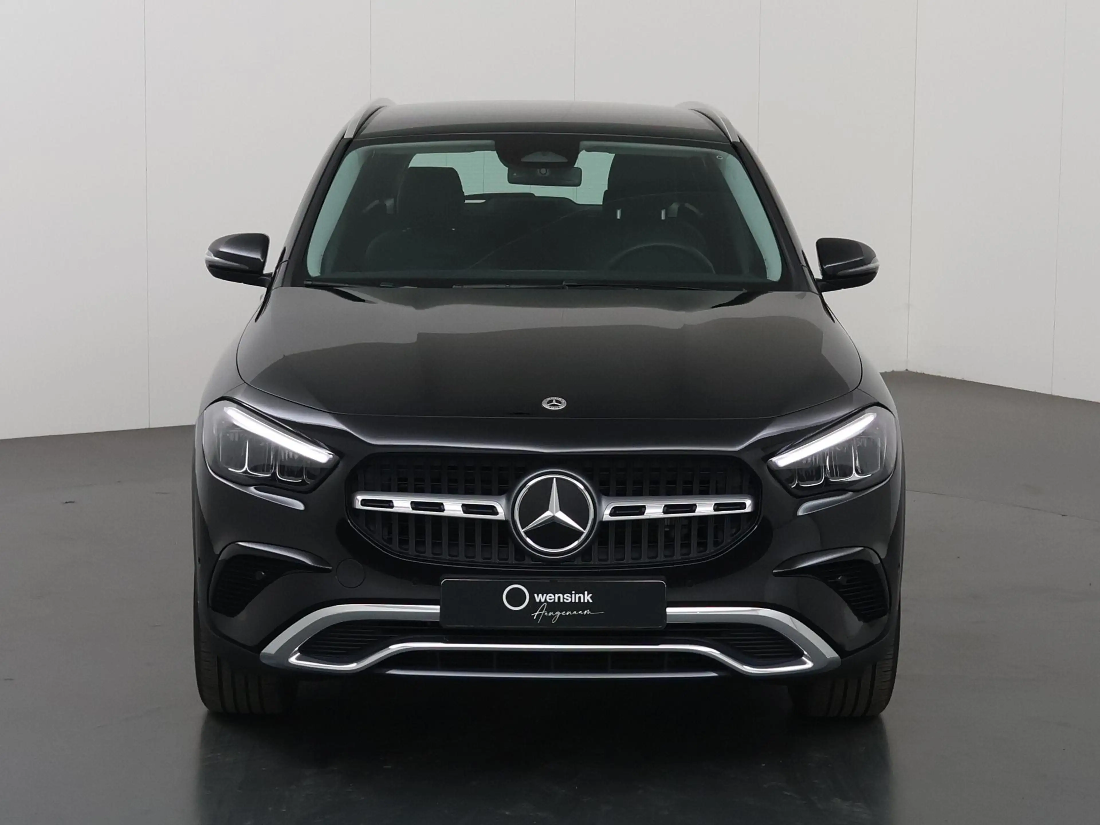 Mercedes-Benz GLA 250 e Luxury Line | Trekhaak | Verwarmd stuur | Winter — photo 3