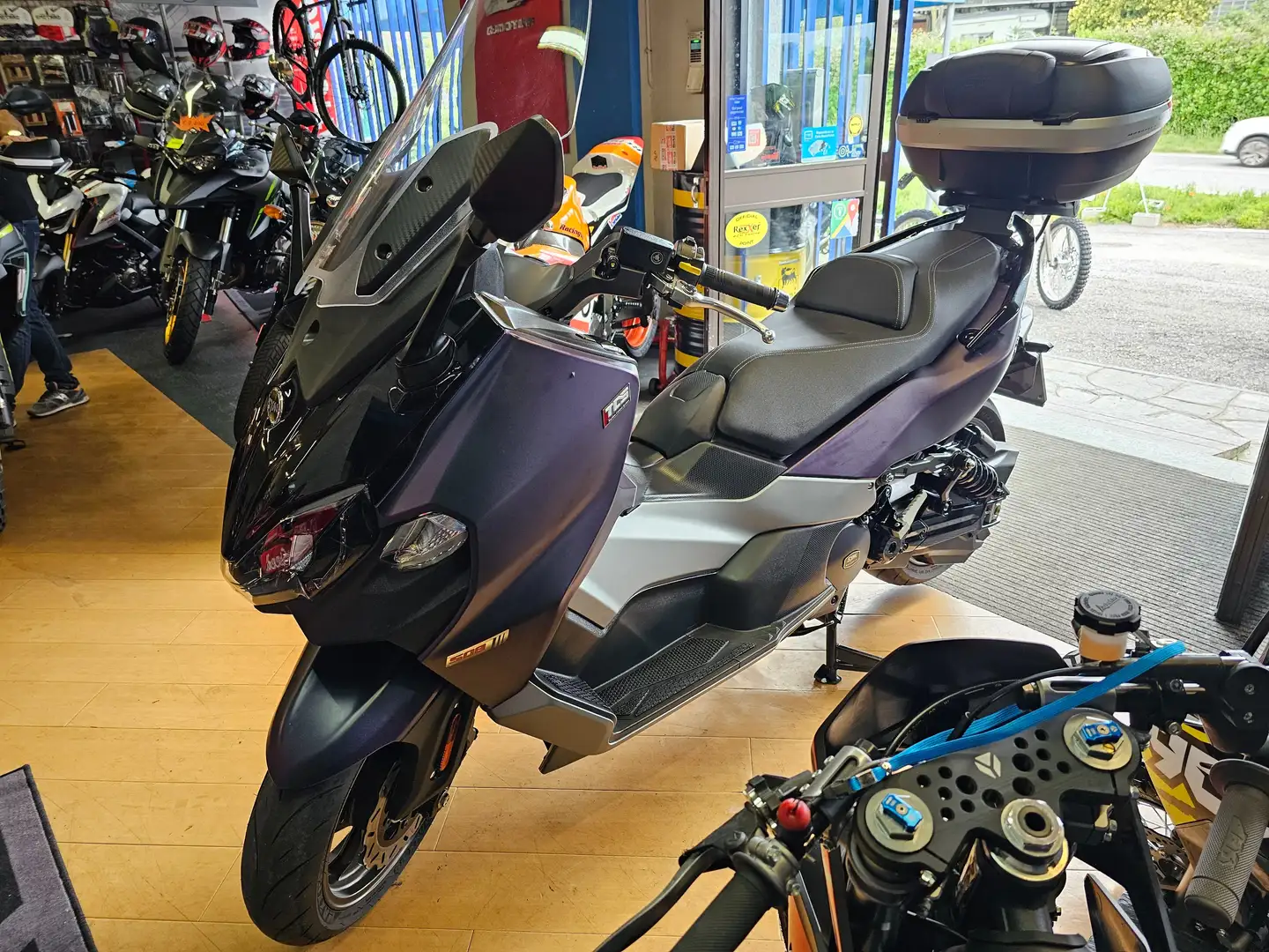 SYM Maxsym TL 508 Fekete - 2