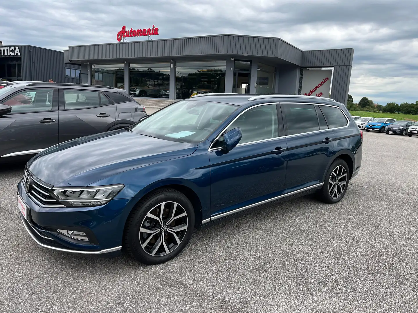 Volkswagen Passat Variant Passat VIII 2019 Variant 2.0 tdi Execut.150cv dsg Azul - 1