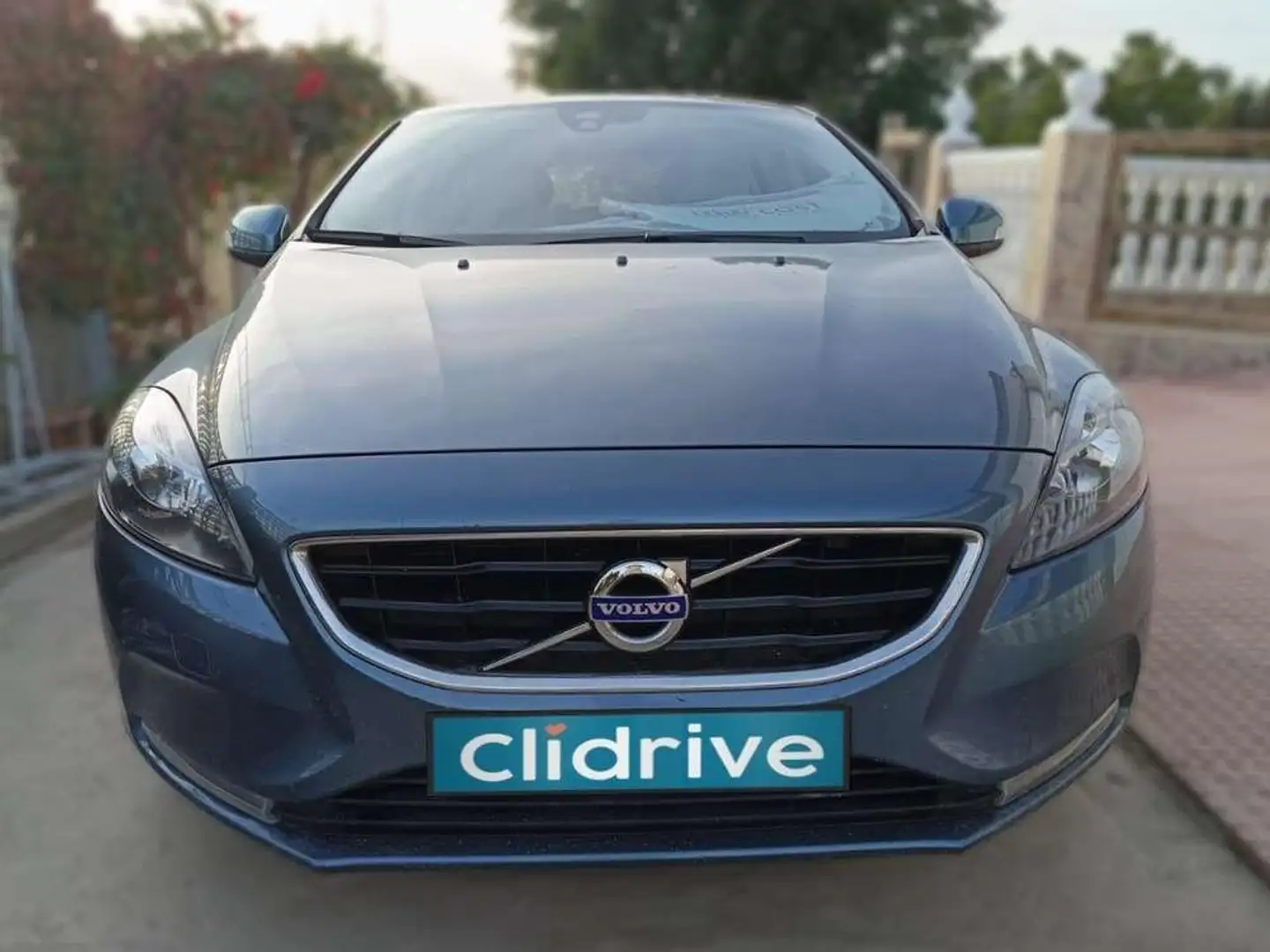 Volvo V40 D2 Kinetic 115 Gris - 2