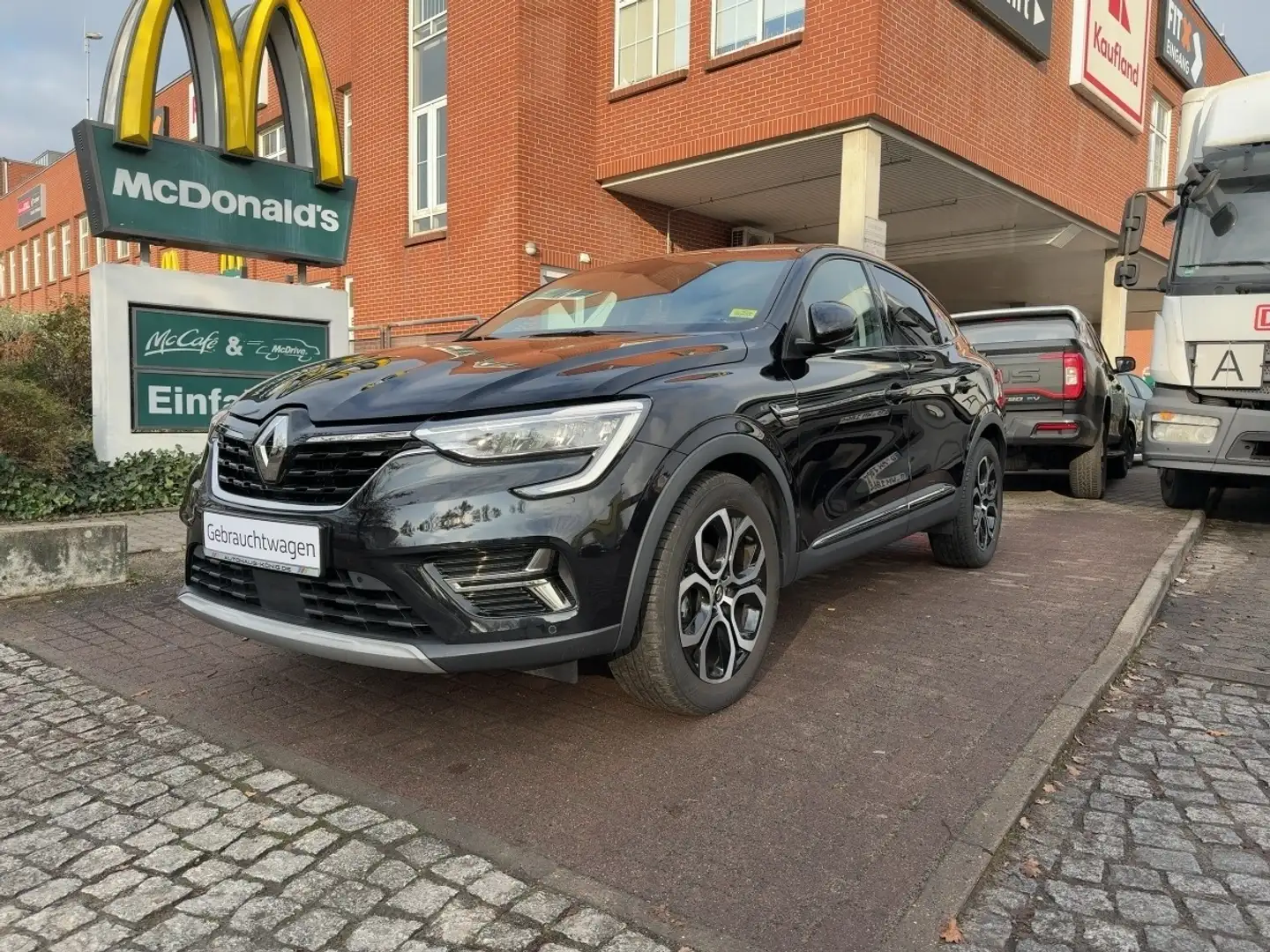 Renault Arkana TECHNO TCe 140 Schwarz - 1