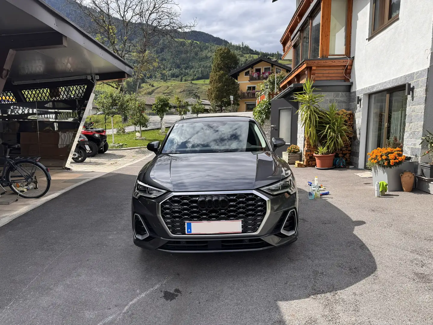 Audi Q3 40 TDI quattro S-line S-tronic - 2