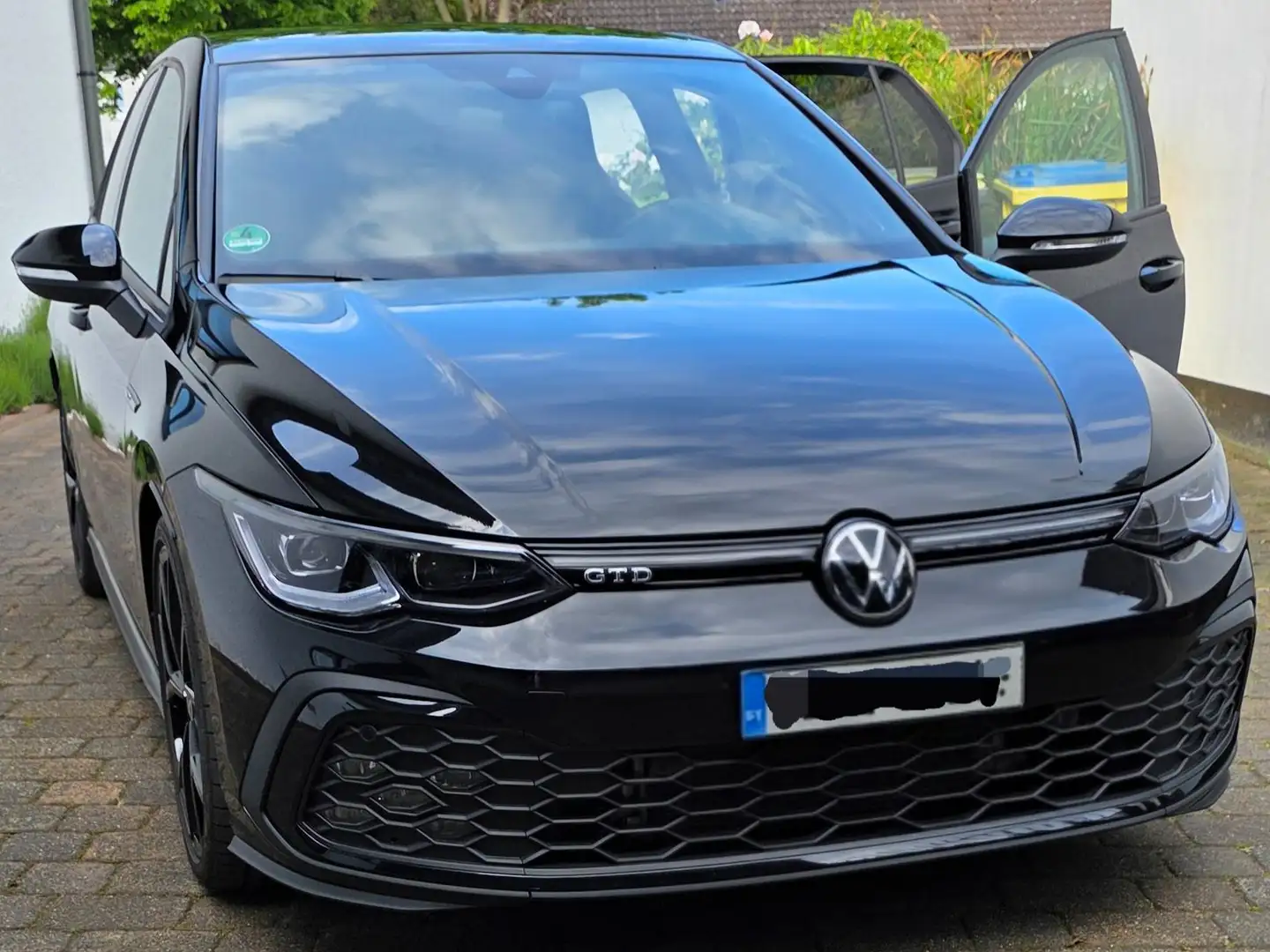 Volkswagen Golf GTD Golf 2.0 TDI SCR DSG GTD Černá - 1