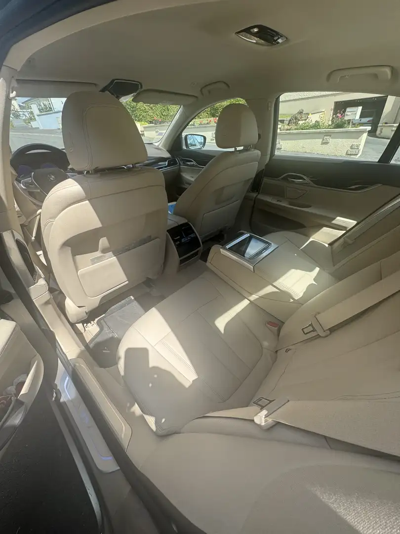 BMW 730 730d xDrive 265 ch A - 2