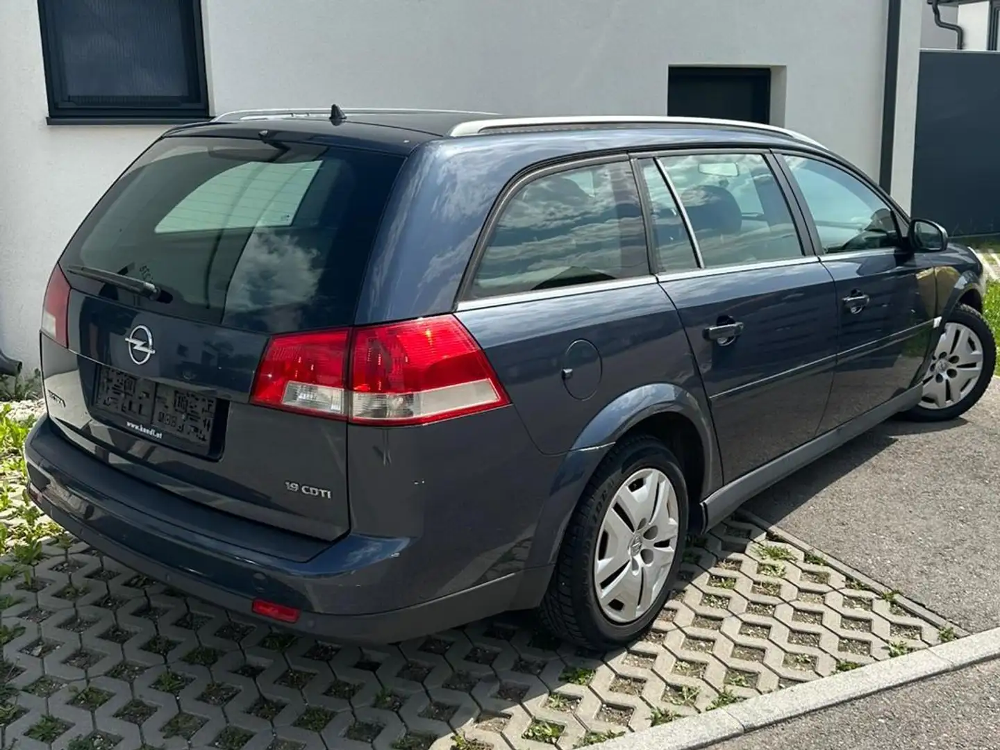 Opel Vectra Vectra Caravan Style 1,9 CDTI Style Blau - 2