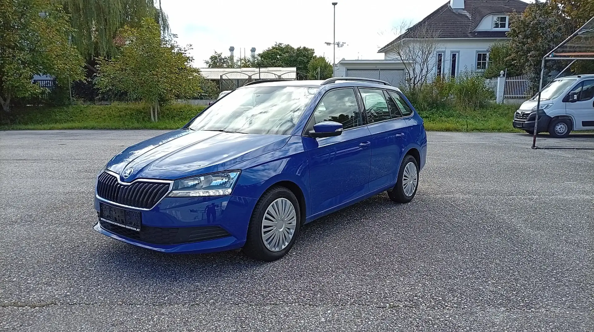Skoda Fabia Combi Active 1,0 TSI Bleu - 1