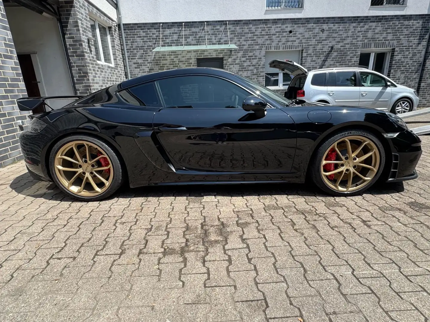Porsche Cayman 718 GT4 Clubsport SportChrono Carbon BOSE Schwarz - 1