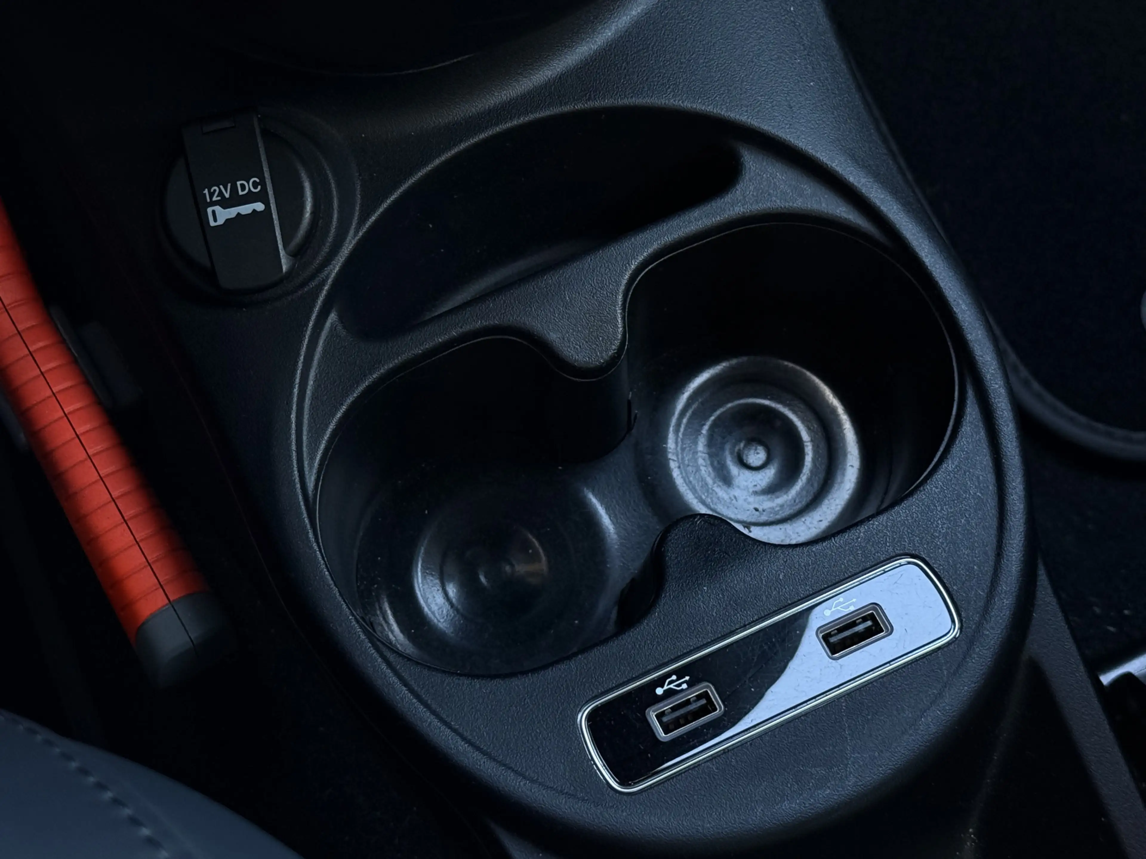 Fiat 500 Abarth 1.4 T-Jet 595 Scorpioneoro 1 of 2000 | 1e eigenaar — photo 40