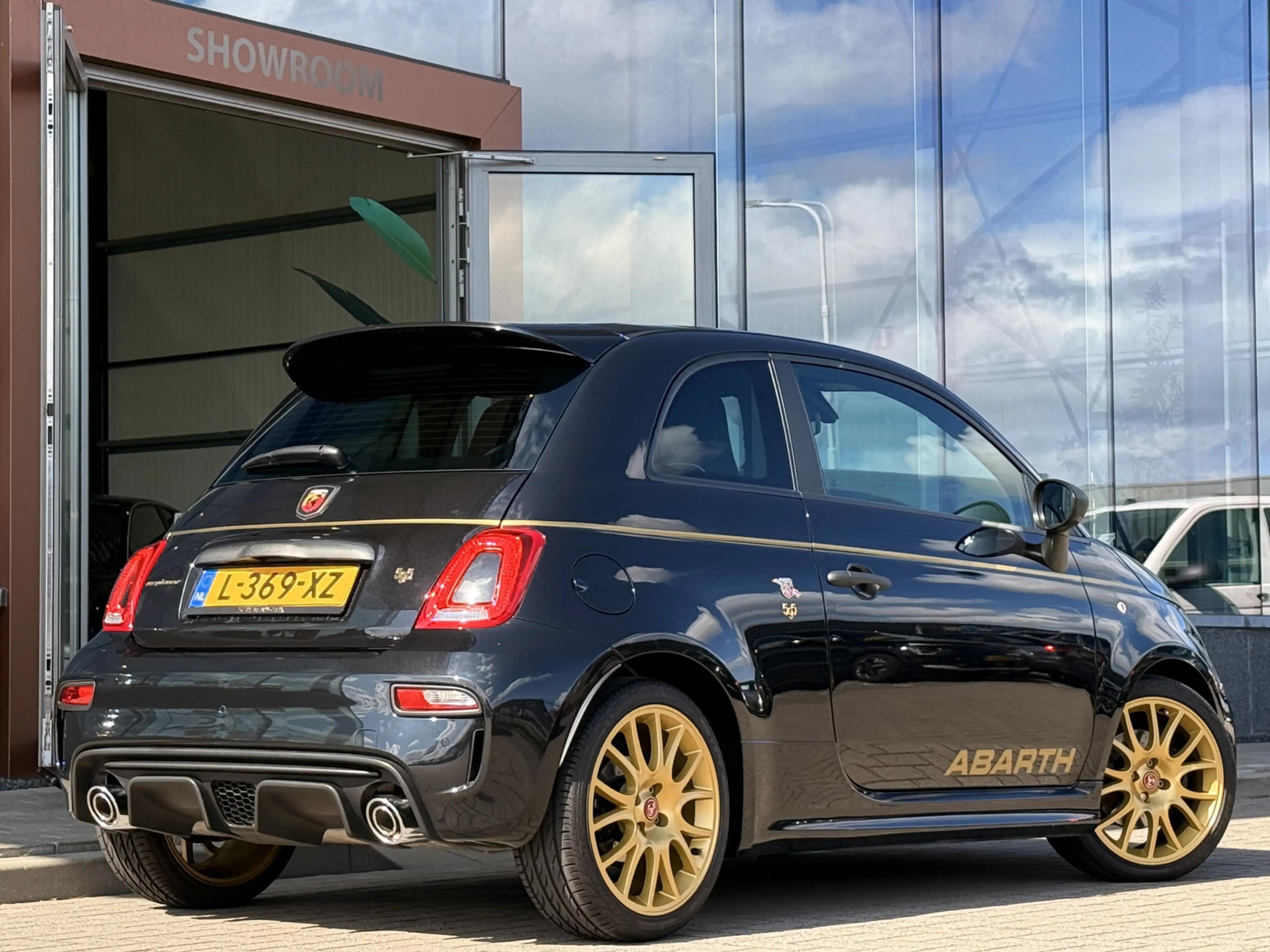Fiat 500 Abarth 1.4 T-Jet 595 Scorpioneoro 1 of 2000 | 1e eigenaar — photo 13