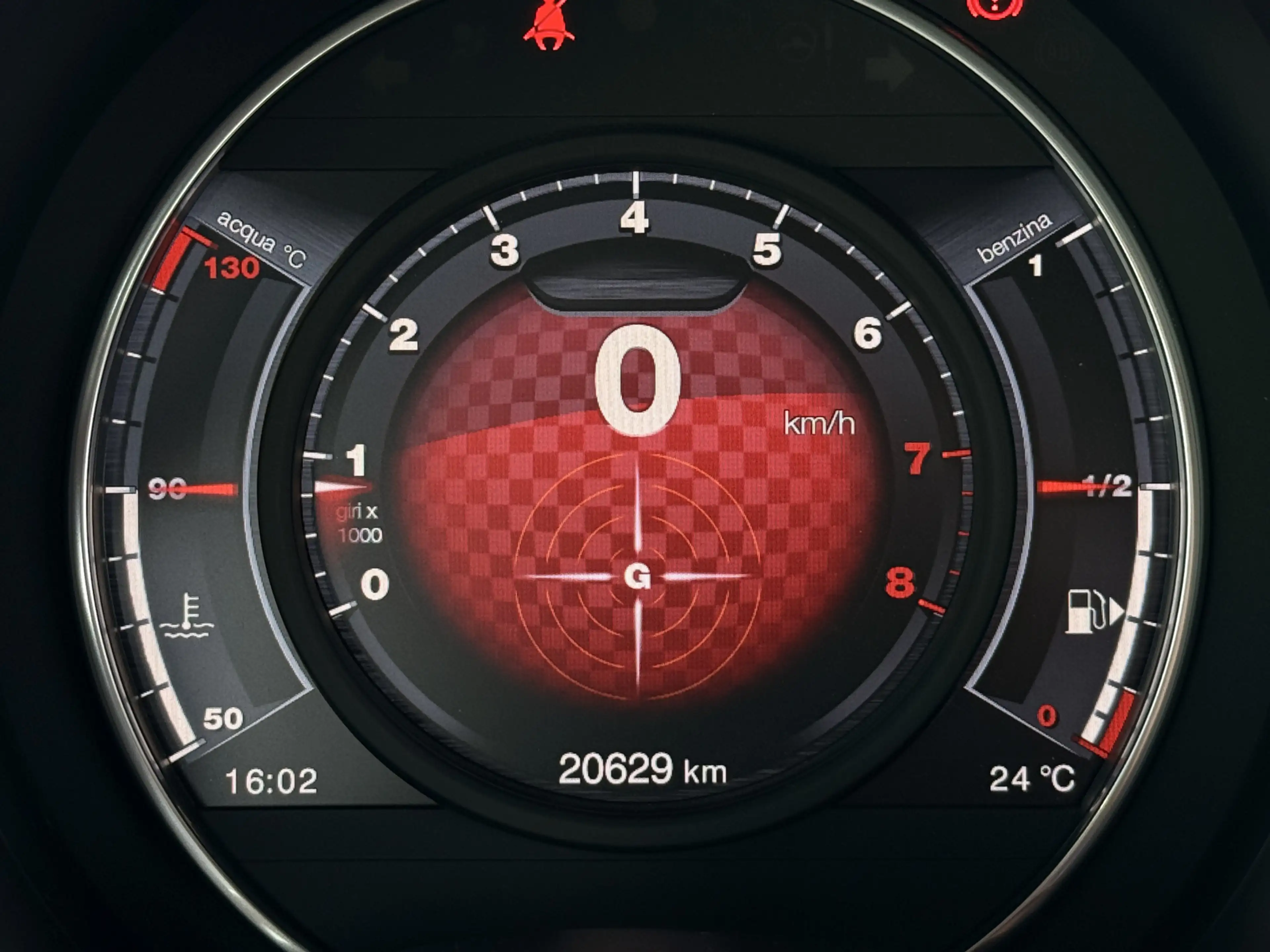 Fiat 500 Abarth 1.4 T-Jet 595 Scorpioneoro 1 of 2000 | 1e eigenaar — photo 25