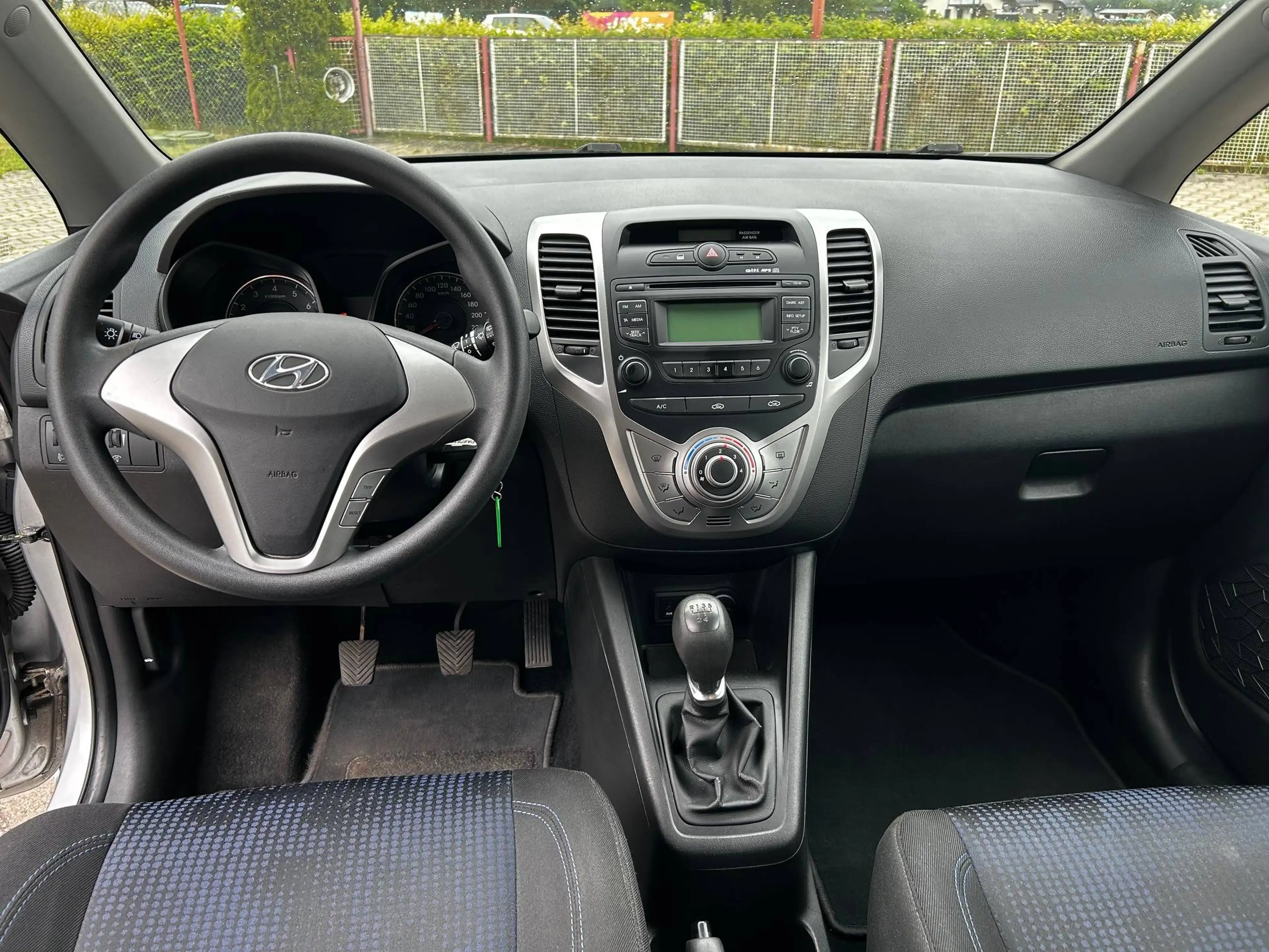 Hyundai iX20 ix20 1.4 UEFA EURO 2012 Edition — photo 7