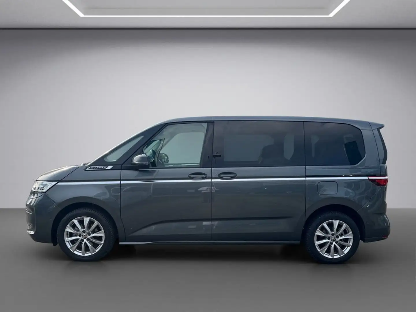 Volkswagen T7 Multivan Style KÜ 2.0TDI 110kW DSG Grau - 2