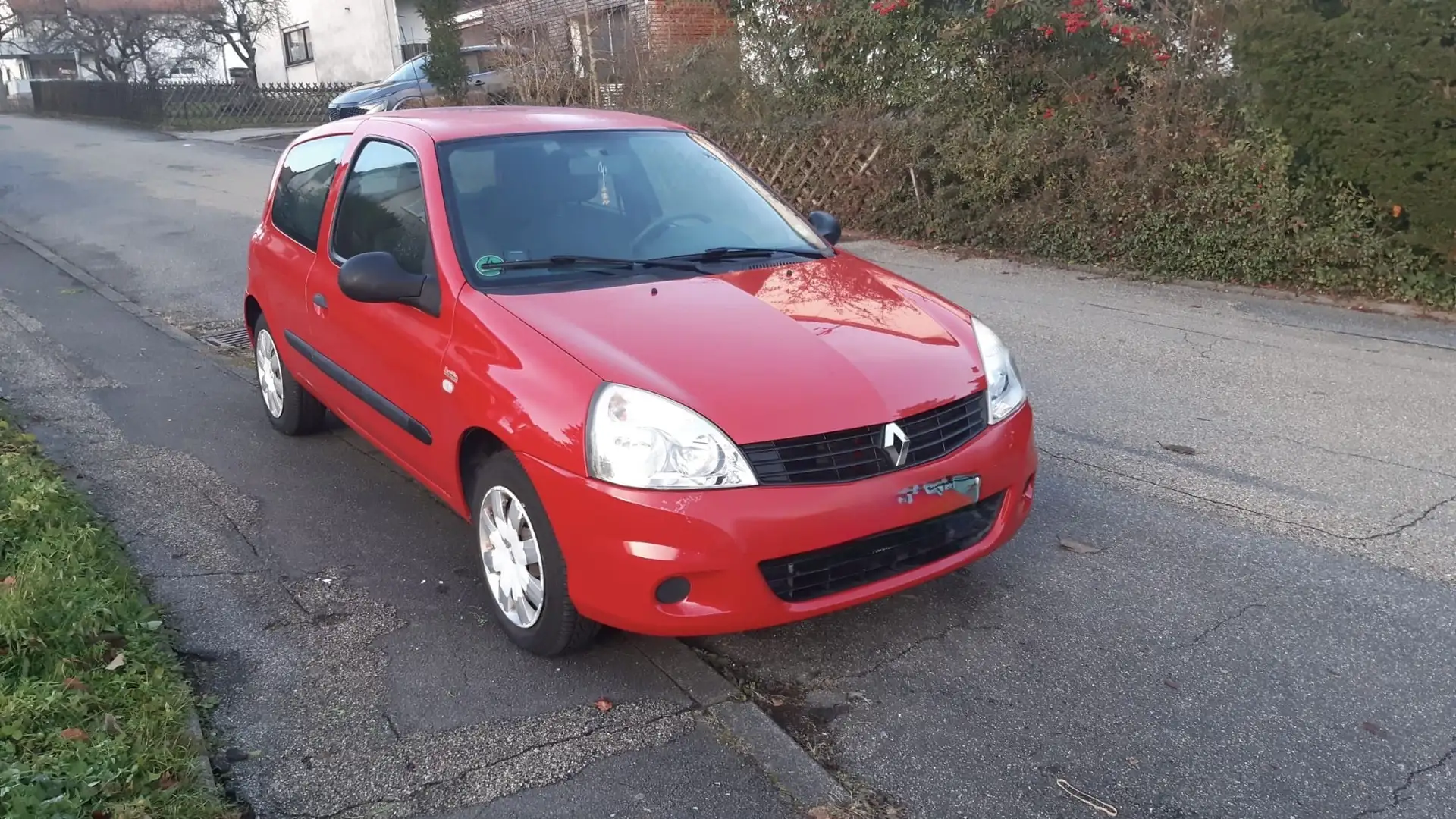 Renault Clio 1.2 Campus - 1