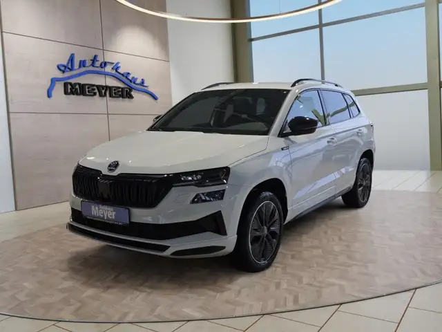 Skoda Karoq Sportline 1,5TSI DSG 4*J.Gar/aAHK/Matrix/Navi   **