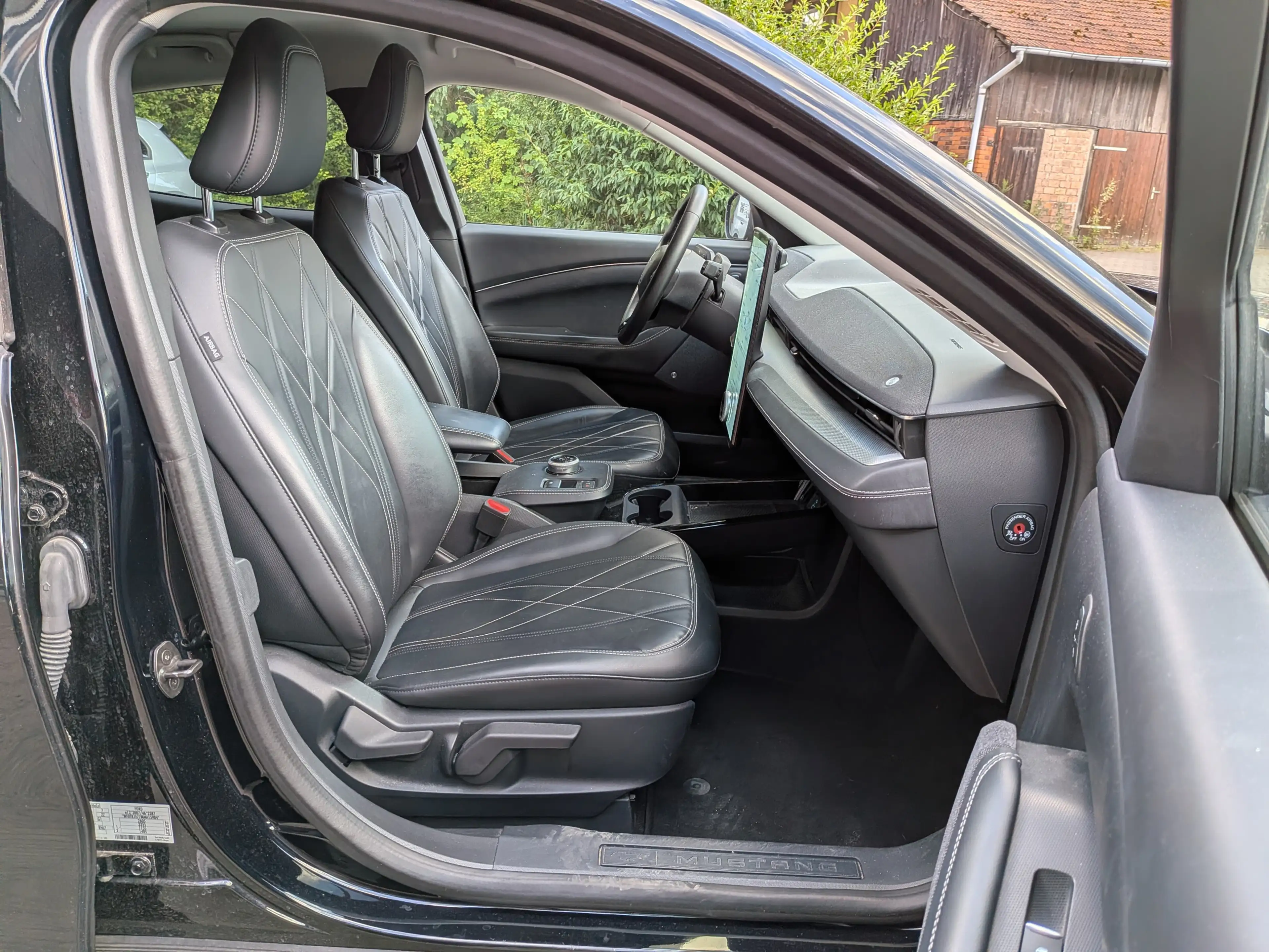 Ford Mustang Mach-E LED+NAVI+SHZ+KAM+B&O+LEDER+AMBI+ — photo 12