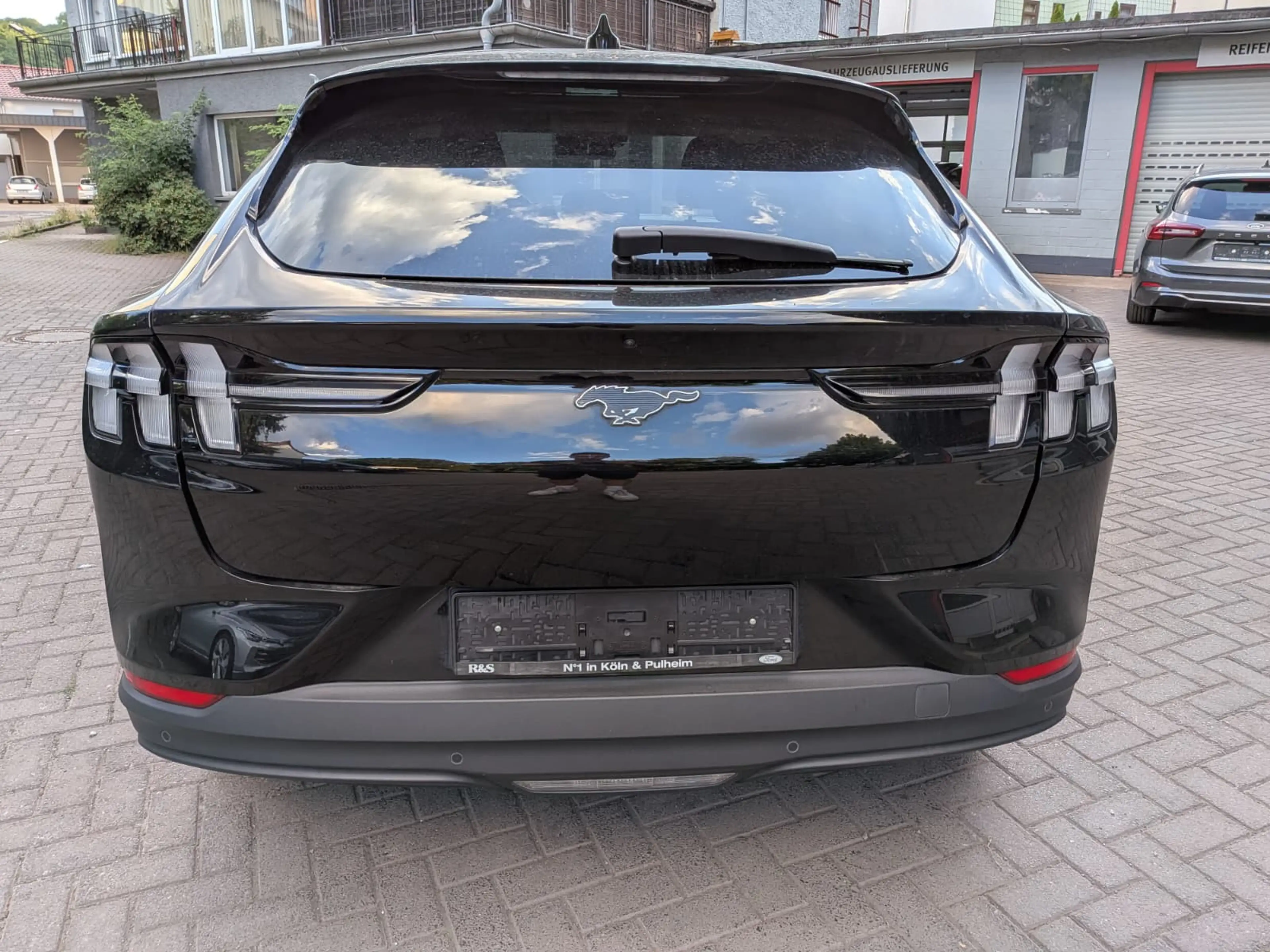Ford Mustang Mach-E LED+NAVI+SHZ+KAM+B&O+LEDER+AMBI+ — photo 6
