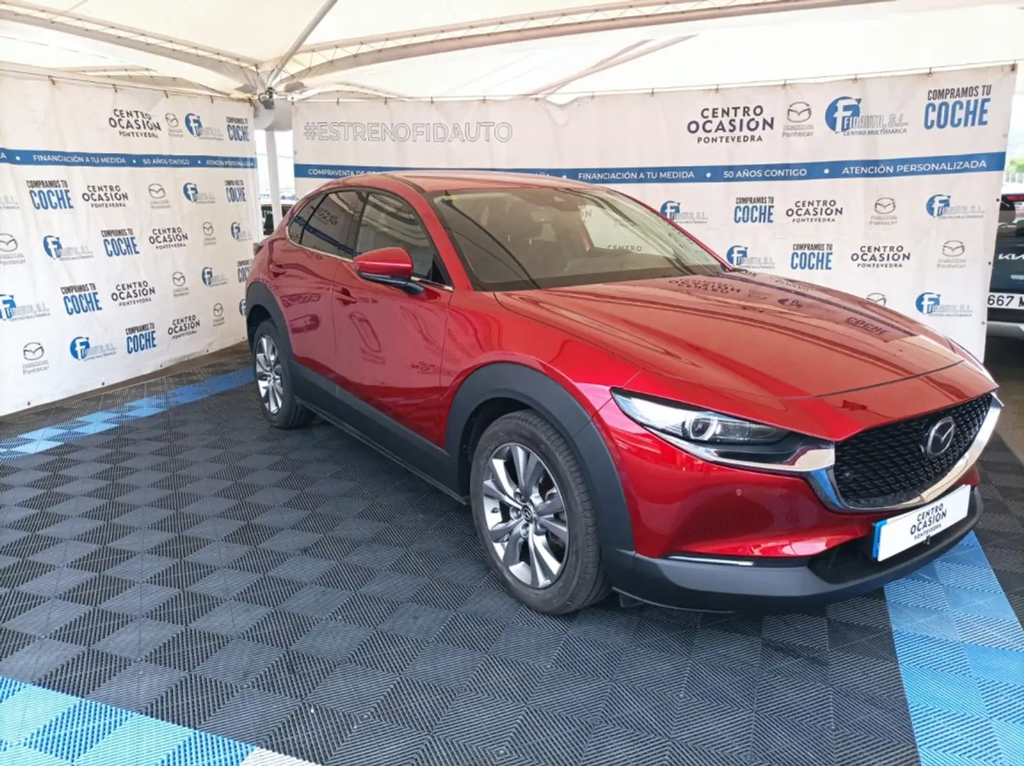 Mazda CX-30 2.0 Skyactiv-G Zenith 2WD 90kW Rojo - 1
