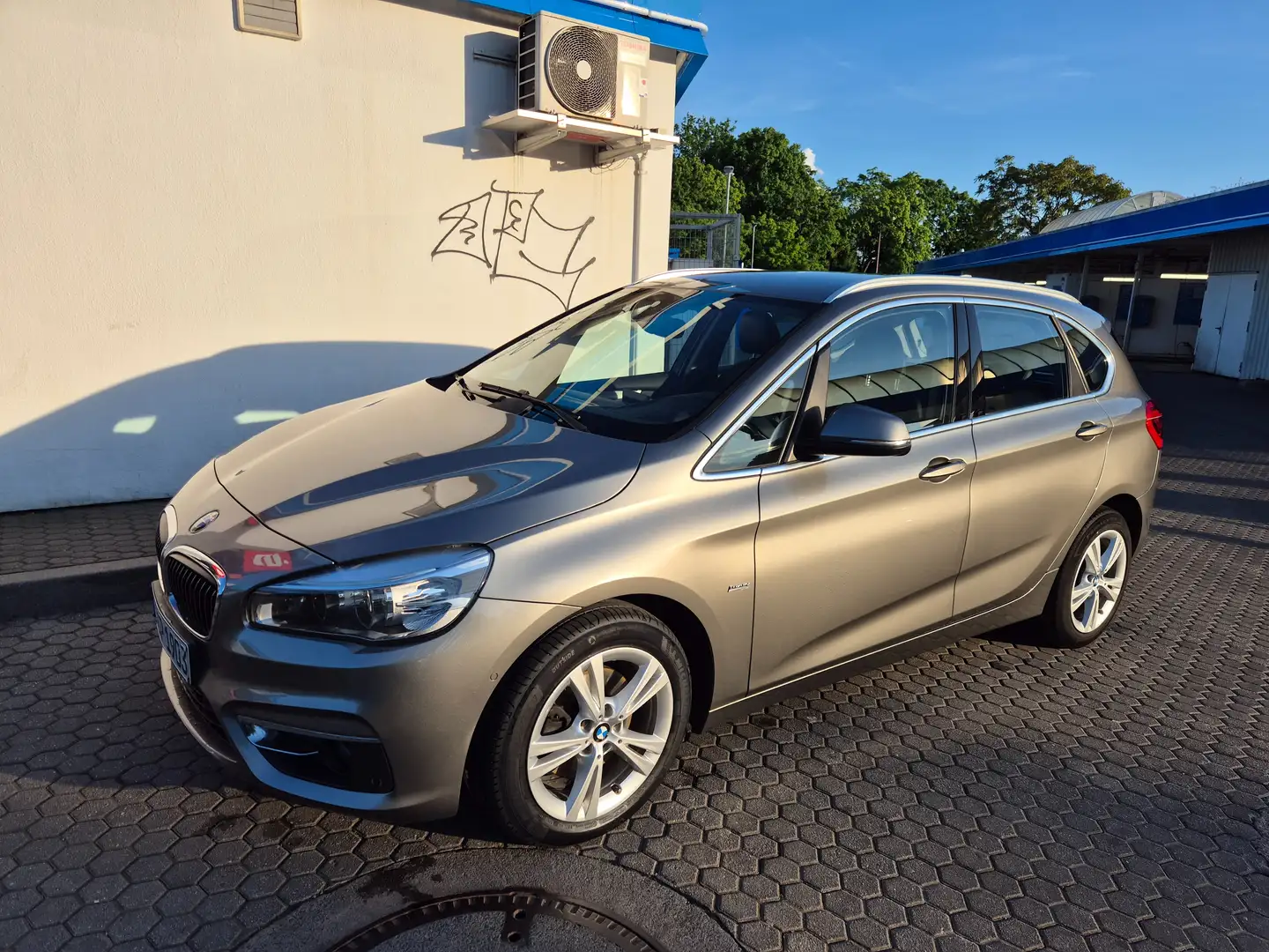 BMW 218 218i Active Tourer Luxury Line Silber - 1