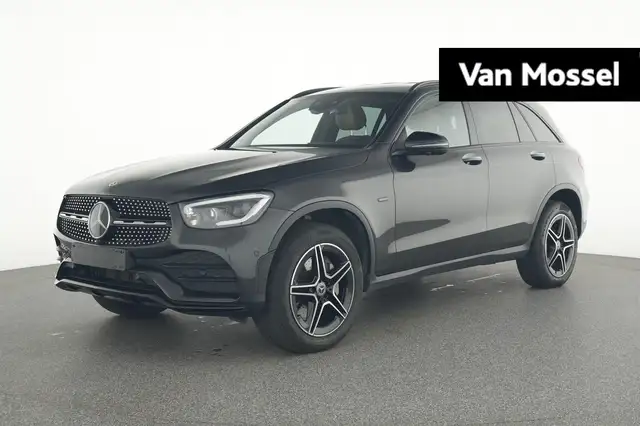 Mercedes-Benz GLC 300 e 4MATIC AMG LINE + LEDER + BURMESTER + CARPLAY +