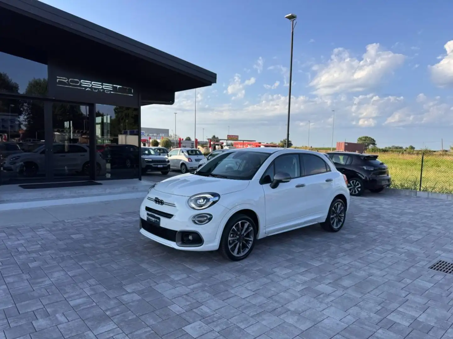 Fiat 500X 1.5 T4 Hybrid 130 CV DCT Sport ANCHE NEOPATENTATI Bianco - 2