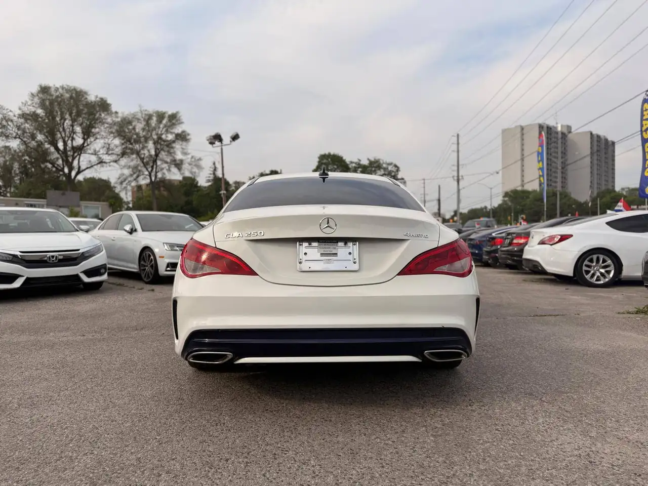 Mercedes-Benz CLA снимка Mercedes-Benz CLA