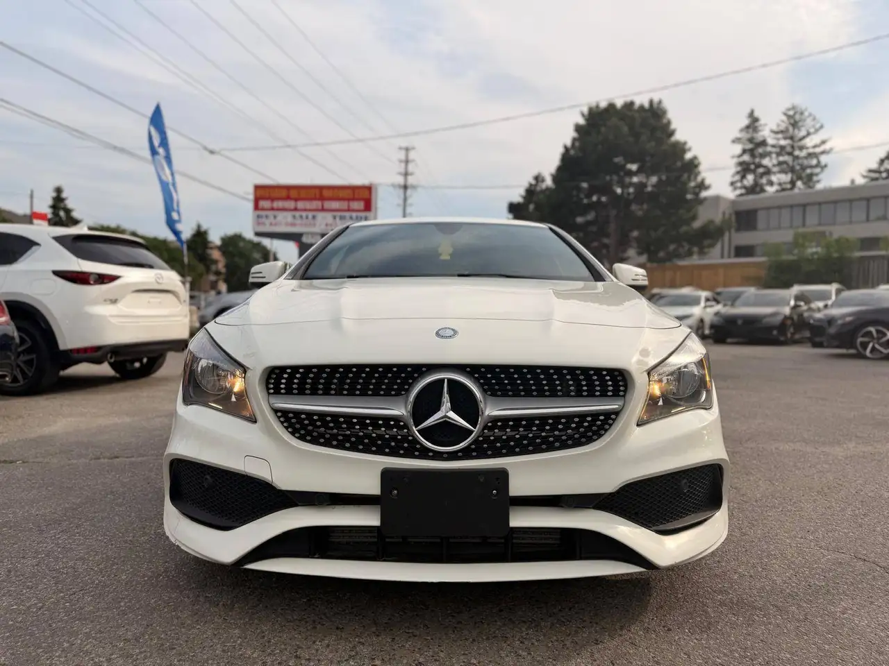 Mercedes-Benz CLA снимка Mercedes-Benz CLA