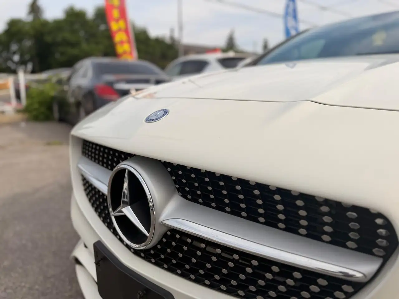 Mercedes-Benz CLA снимка Mercedes-Benz CLA