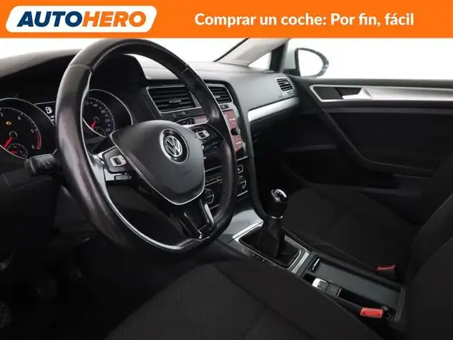 Volkswagen Golf view 12