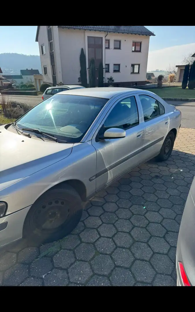 Volvo S60 S60 2.4 Comfort Gris - 2
