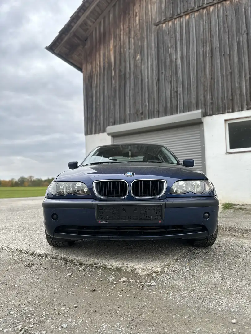 BMW 318 318d - 2