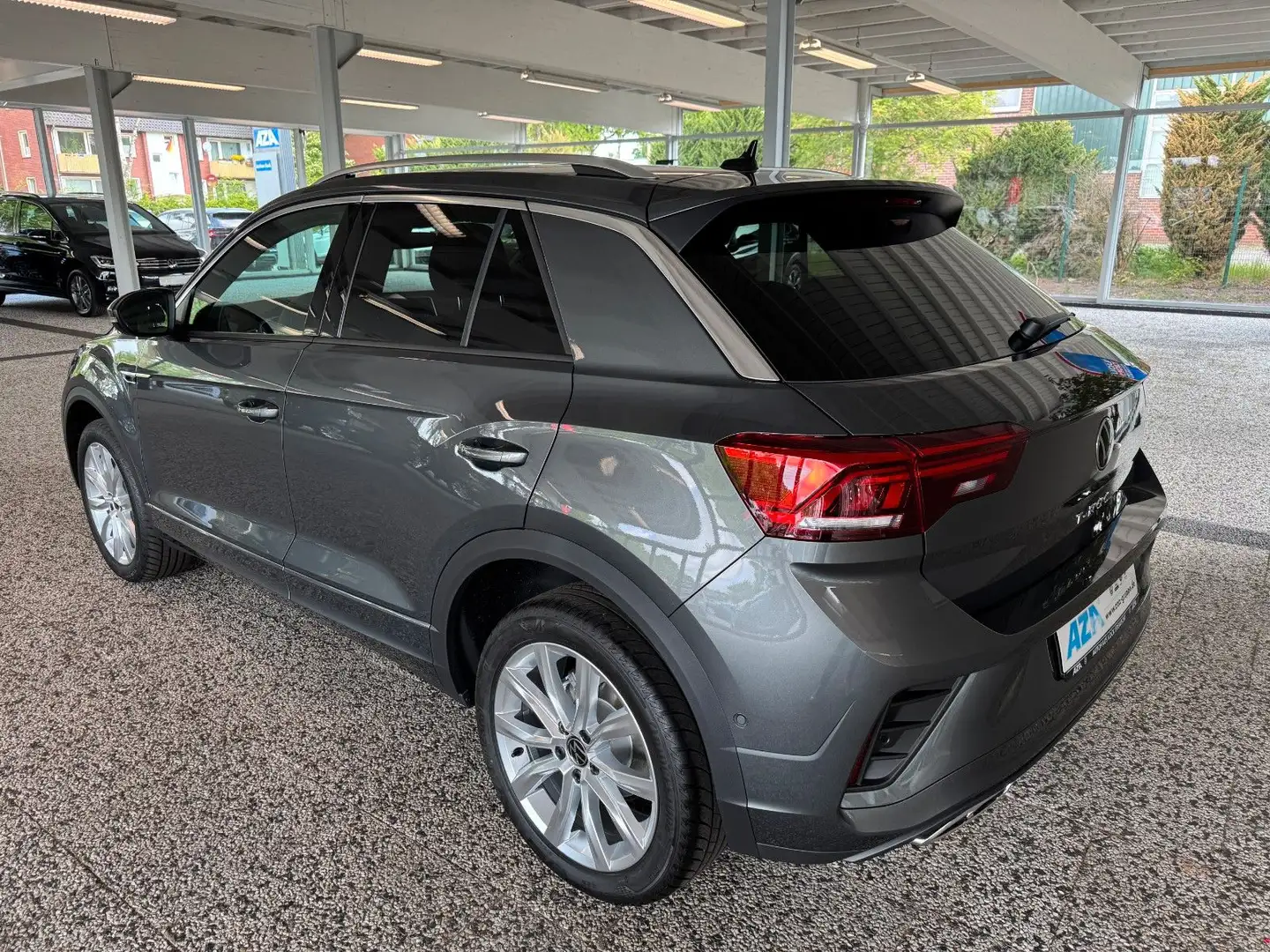 Volkswagen T-Roc 1,5 TSI DSG R-Line*ACC*KAMERA*EASY-OPEN* Gris - 2