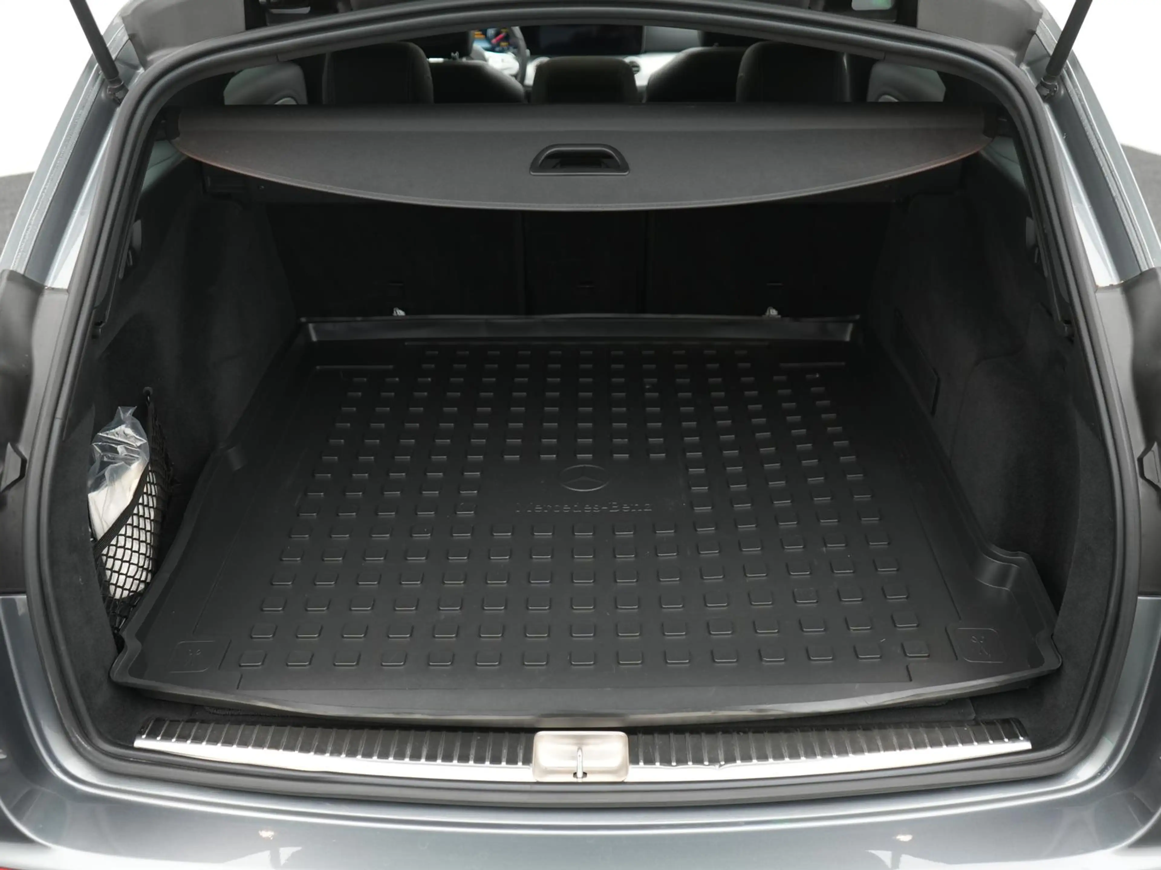 Mercedes-Benz E 400 AMG-Line,BURMESTER,PANO,LED,TEMPO,TOTW,AHK — photo 8