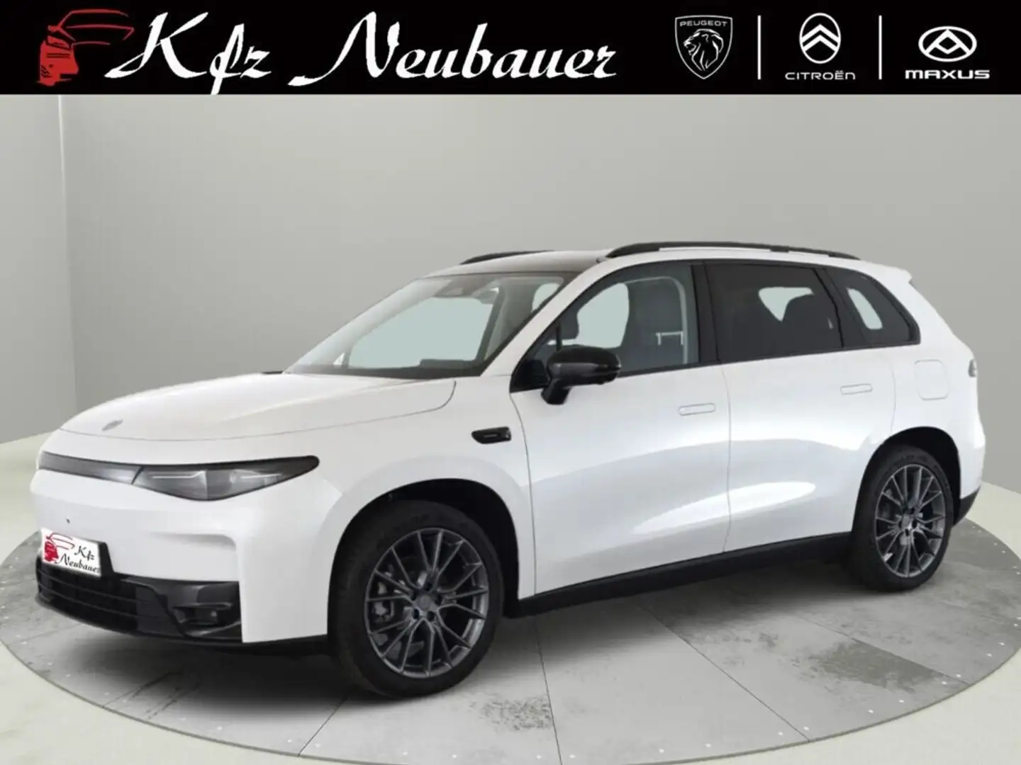 Leapmotor C10 REEV 28,4kWh Design Weiß - 1