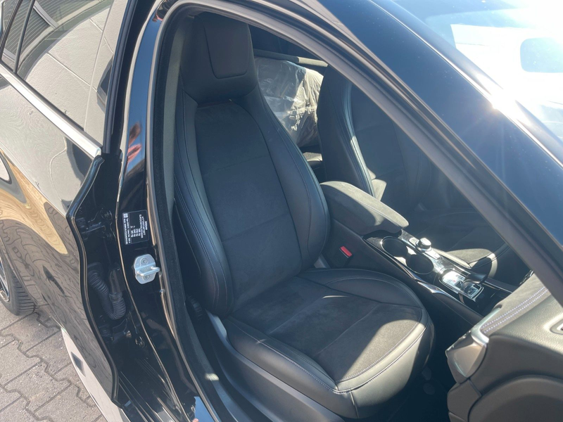 Infiniti Q30 2.0T AWD Sport/AHK/LED/360°/NAVI/SHZ/BOSE — photo 11
