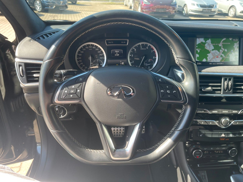 Infiniti Q30 2.0T AWD Sport/AHK/LED/360°/NAVI/SHZ/BOSE — photo 7
