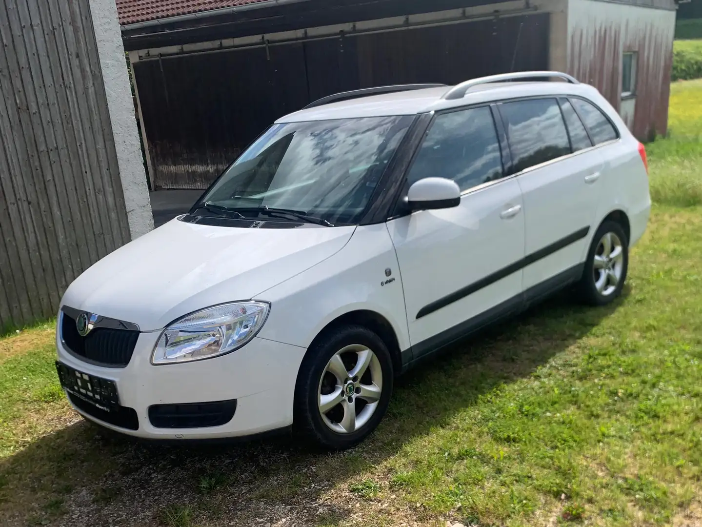 Skoda Fabia 1.4 16V Combi Classic Blanco - 1