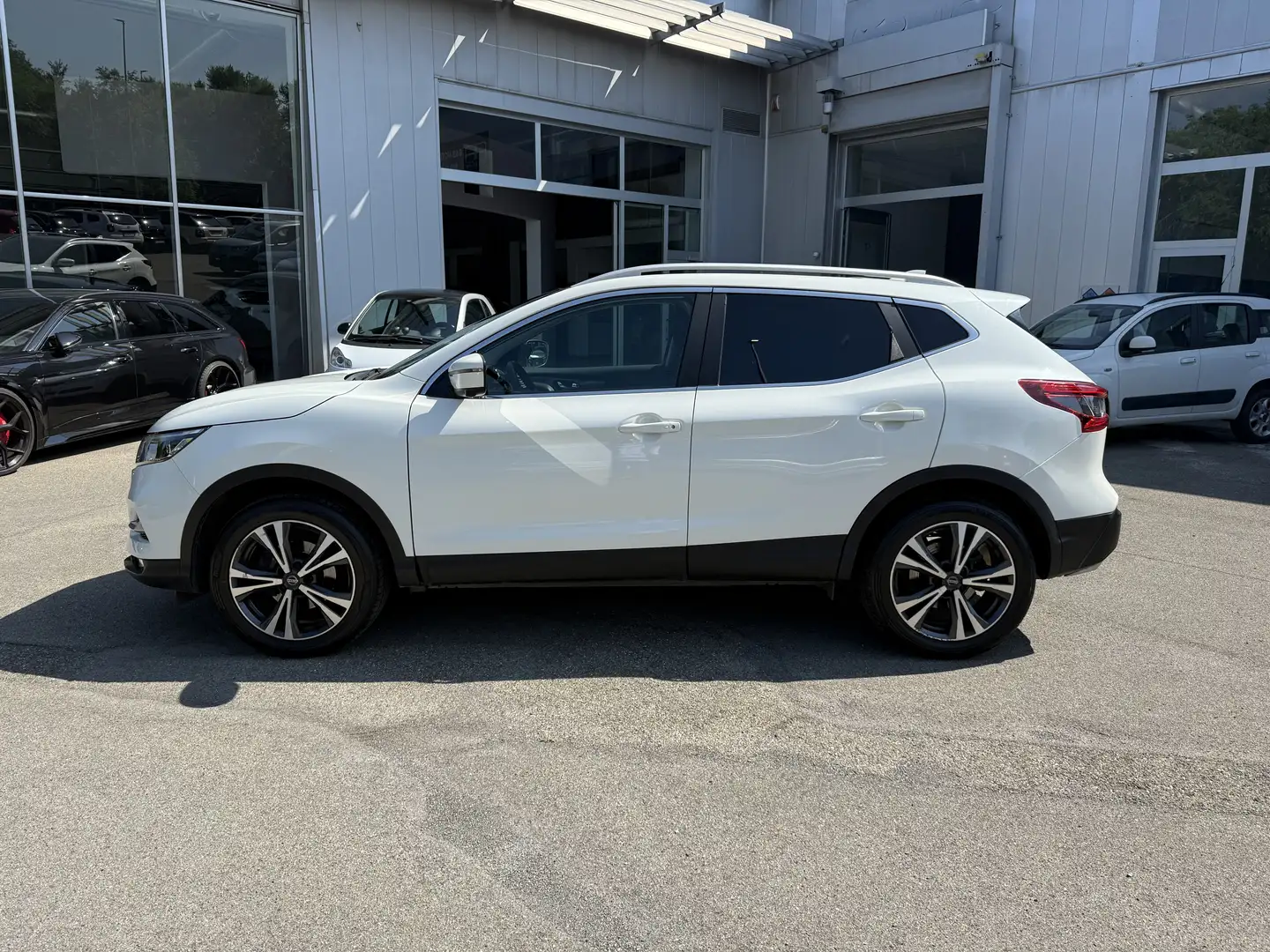 Nissan Qashqai Qashqai II 2017 1.5 dci N-Connecta 110cv Wit - 2