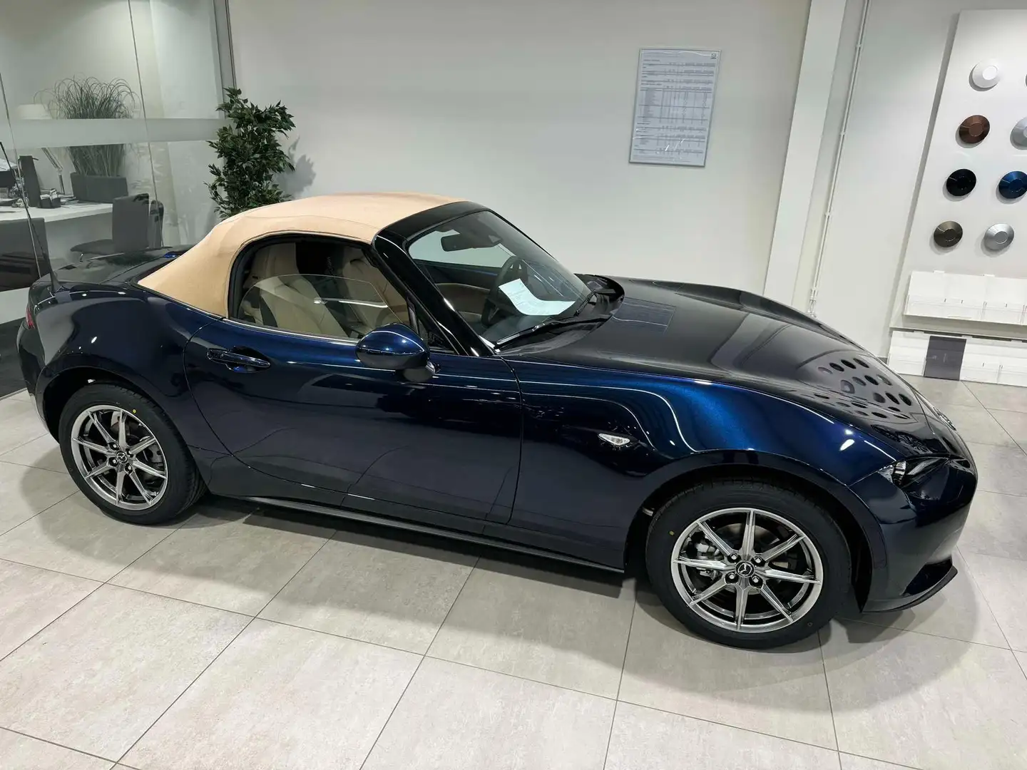 Mazda MX-5 1.5i Skyactiv-G Kazari Azul - 2