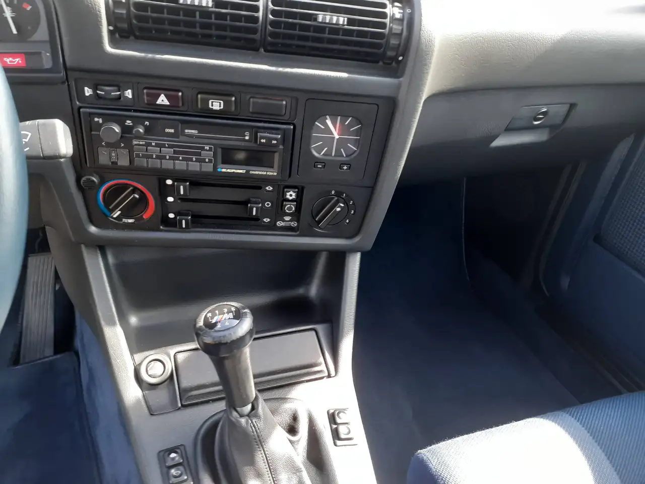 BMW 325i, foto 6