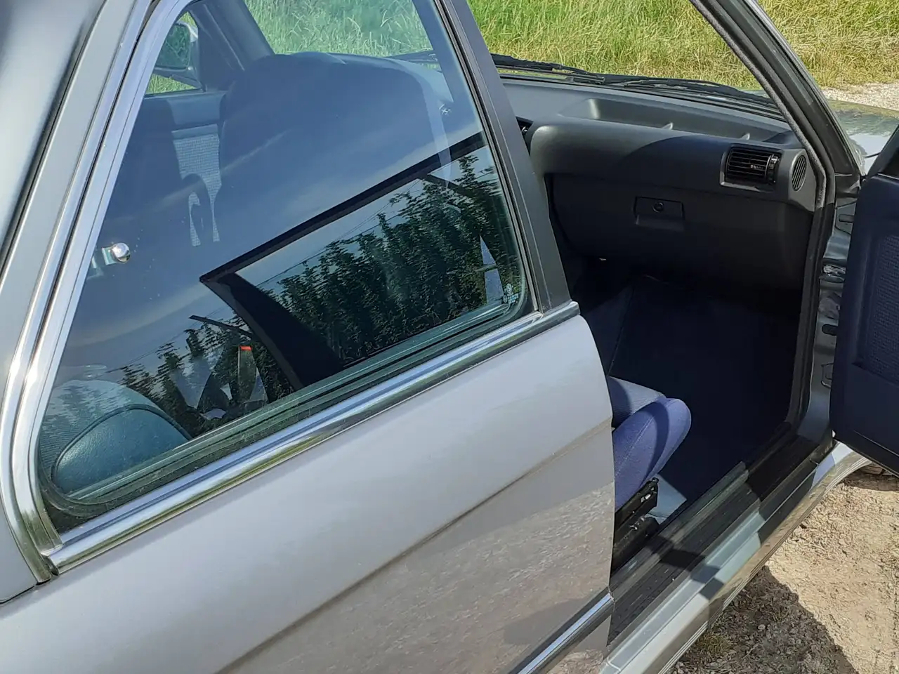 BMW 325i, foto 4