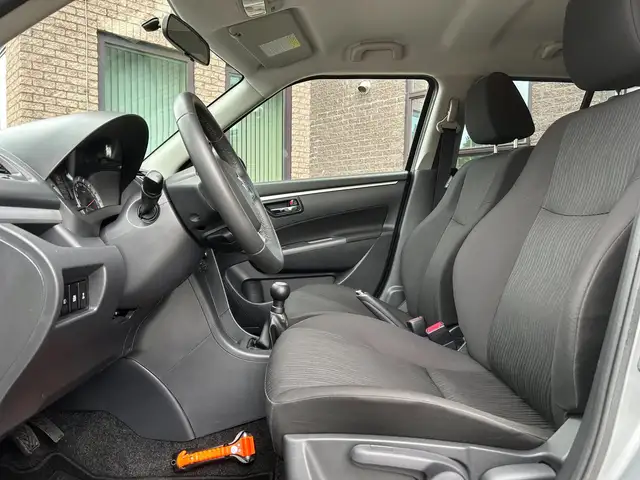 Suzuki Swift view 6