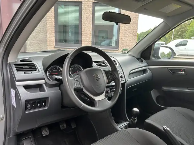 Suzuki Swift view 5