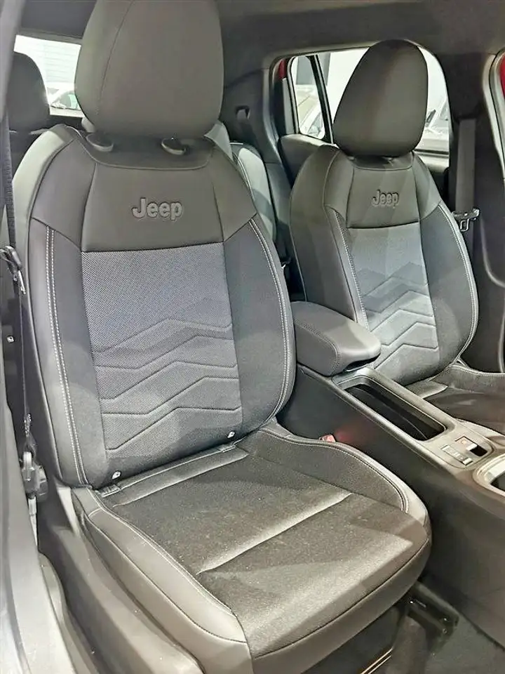 Jeep Avenger 2026 — фото 13